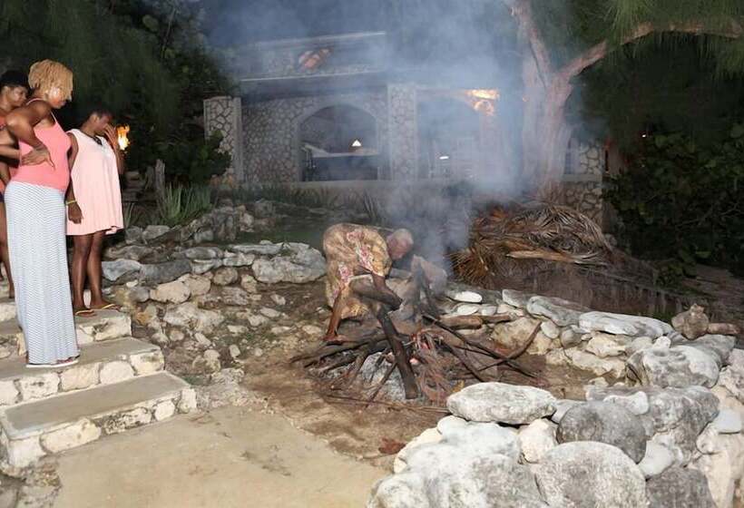 پانسیون Jackies On The Reef