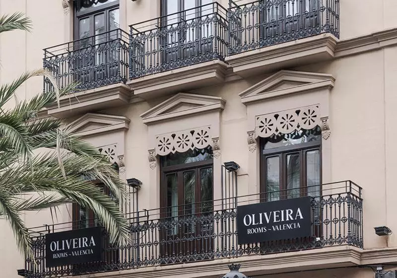 بنسيون Oliveira Rooms