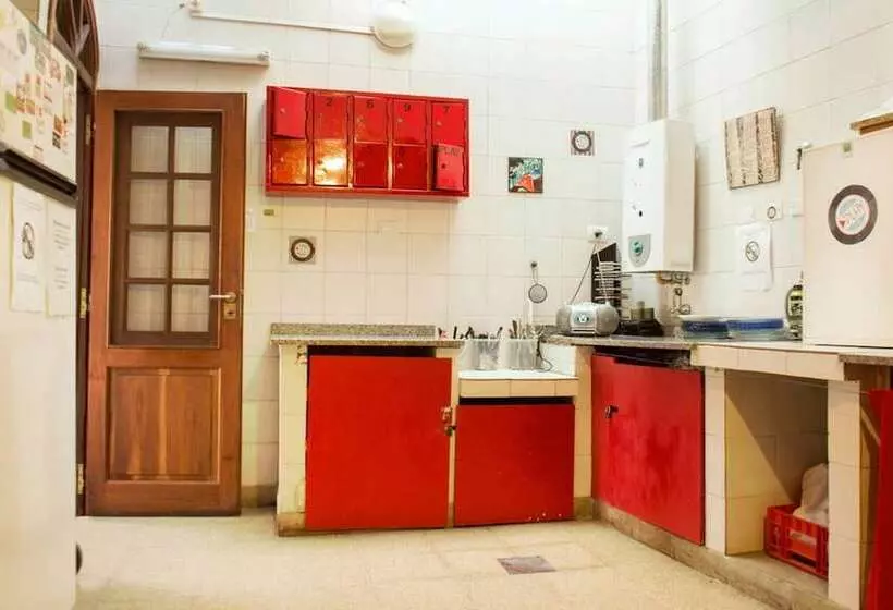 Play Hostel Soho