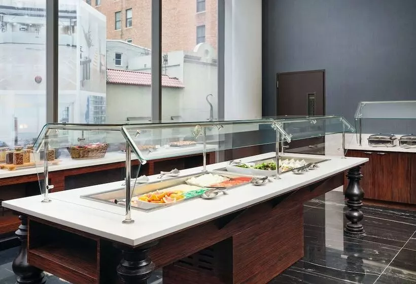 Residence Inn By Marriott New York Manhattan/central Park