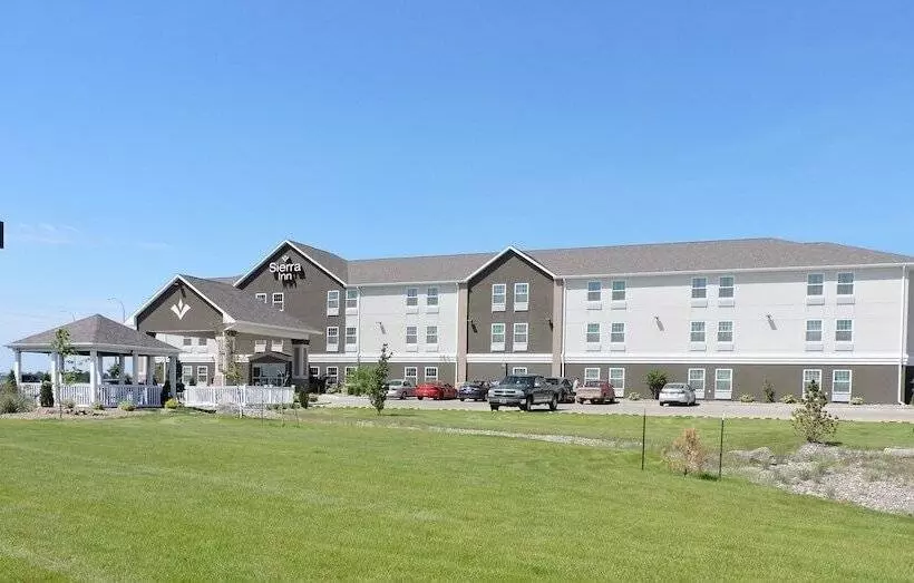 Spark By Hilton Minot