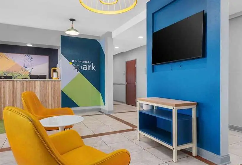 Spark By Hilton Minot