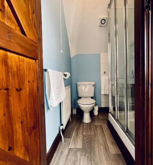 فندق صغير The Plough Inn Boddington