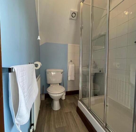 فندق صغير The Plough Inn Boddington