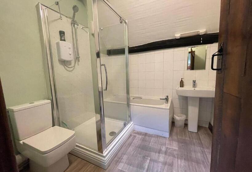 فندق صغير The Plough Inn Boddington