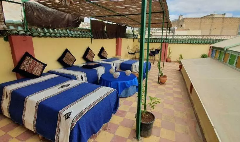 تختخواب و صبحانه Riad Dar Alma Fes