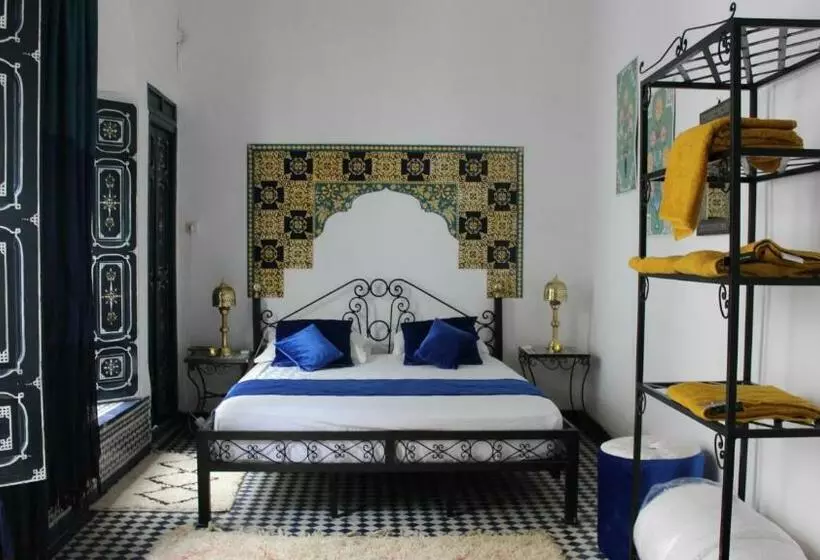 تختخواب و صبحانه Riad Dar Alma Fes