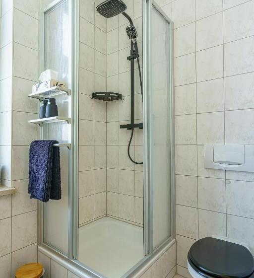 مبيت وإفطار Kerkermeister Pension