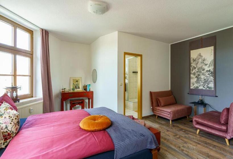 مبيت وإفطار Kerkermeister Pension