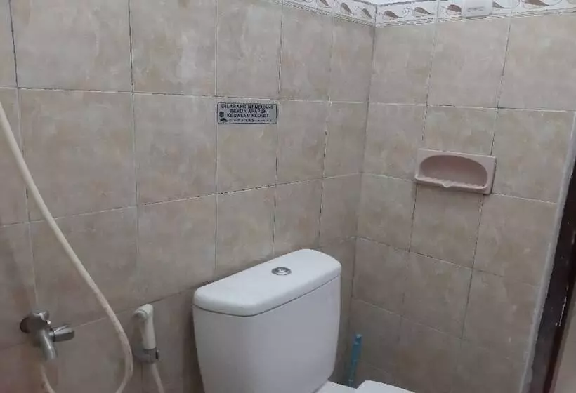 ホテル Oyo 90810 Ravaya Homestay