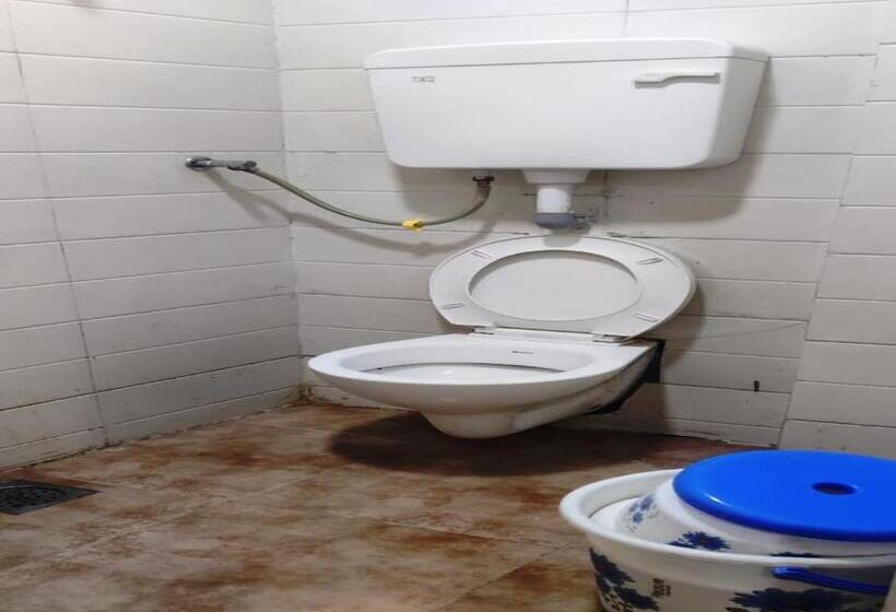 בית מלון כפרי Royal Residency