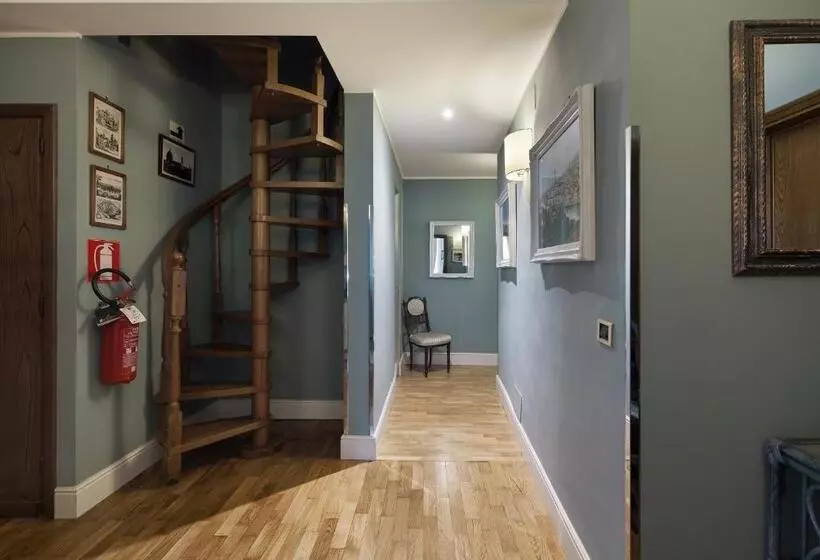 ベッドアンドブレックファースト Locanda Dei Guelfi