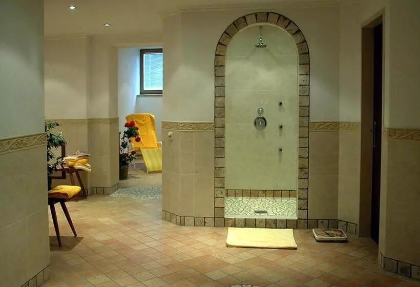 فندق Apart Tuxertal