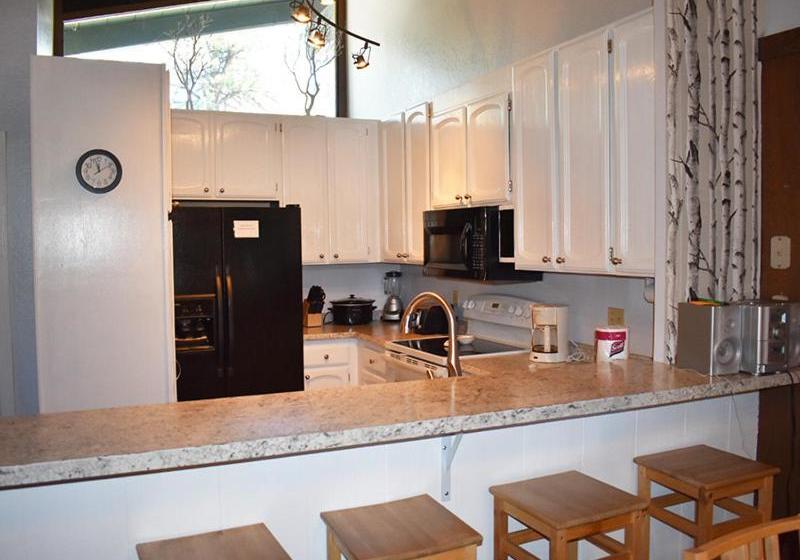 هتل Chateau Sans Nom 27