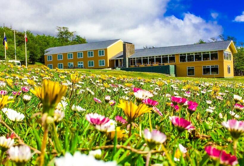 בית מלון כפרי Lodge Lakutaia