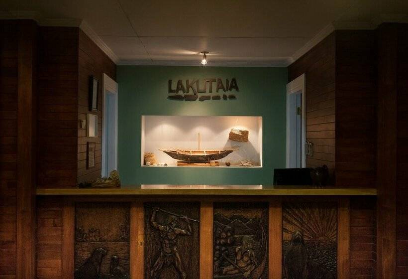 בית מלון כפרי Lodge Lakutaia