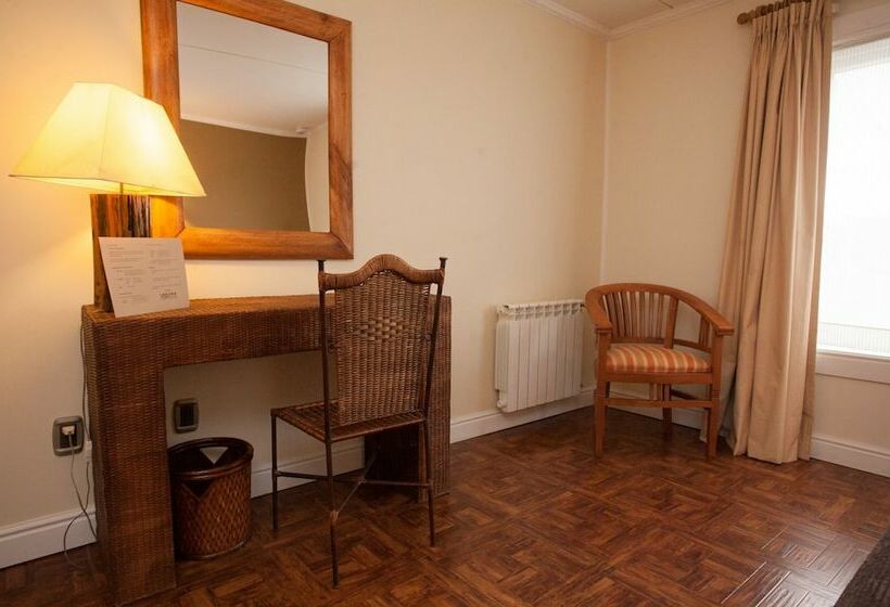 בית מלון כפרי Lodge Lakutaia