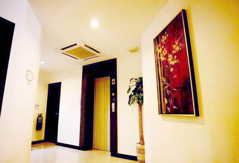 Отель Mangga Boutique