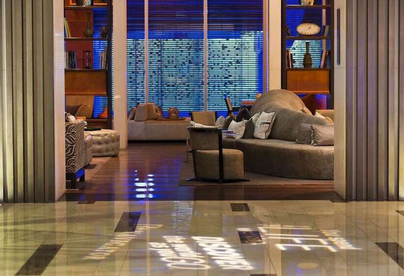 فندق Renaissance Santiago By Marriott