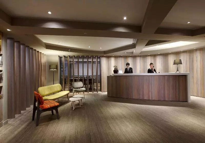 ホテル Royal Inn Taipei Linsen  Huashan 1914 Creative Park