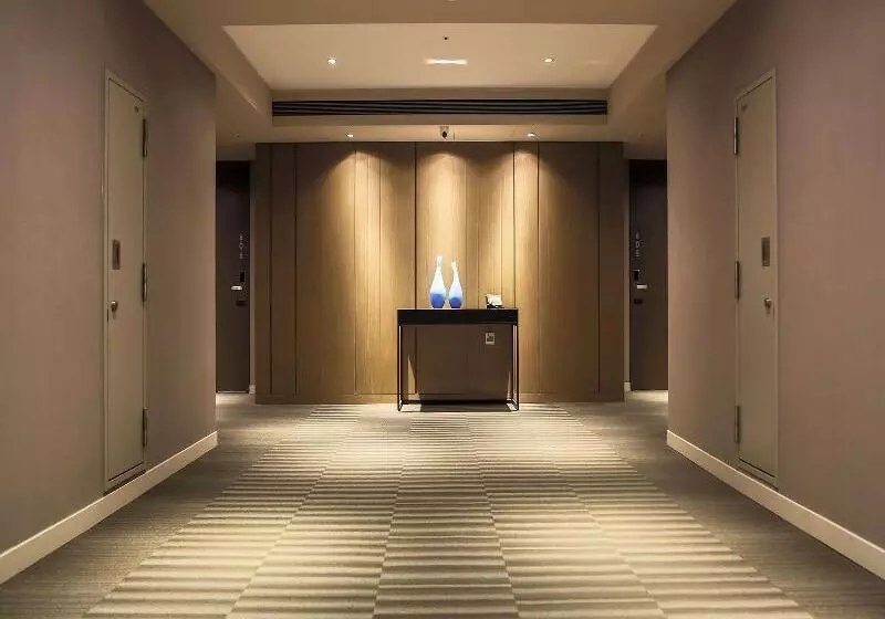 ホテル Royal Inn Taipei Linsen  Huashan 1914 Creative Park