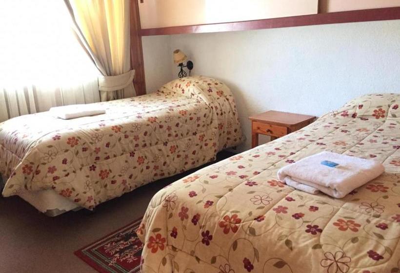 فندق ريفى Hostal Y Cabañas Don Juan