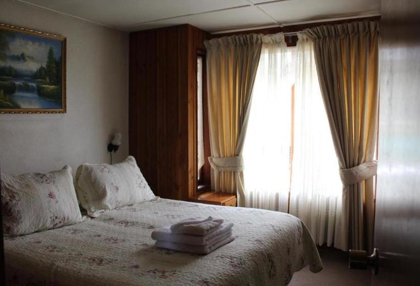 فندق ريفى Hostal Y Cabañas Don Juan