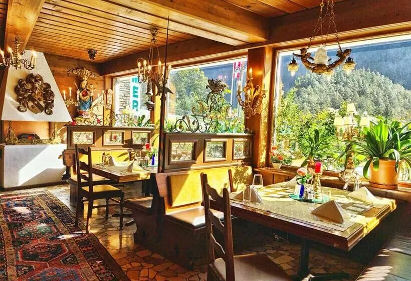 Schloss Hotel Fernsteinsee