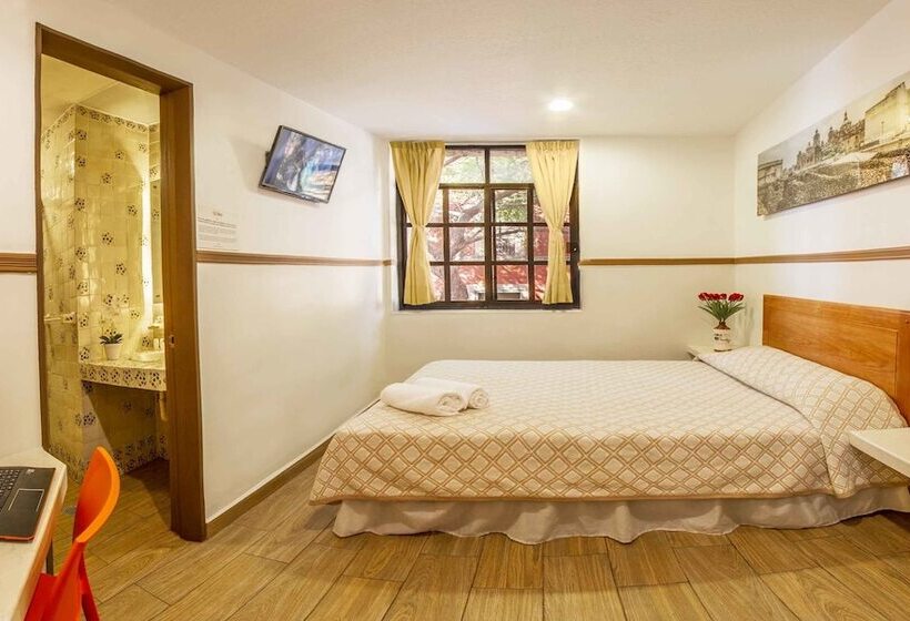 Отель Templo Mayor