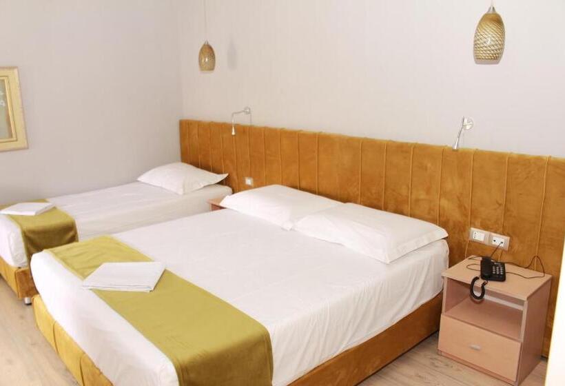 فندق Theranda Boutique