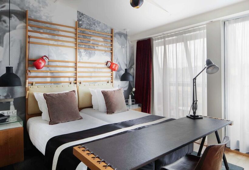 Le 123 Sebastopol Astotel