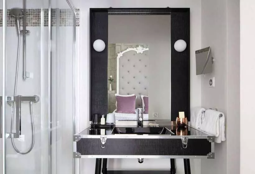 Le 123 Sebastopol  Astotel