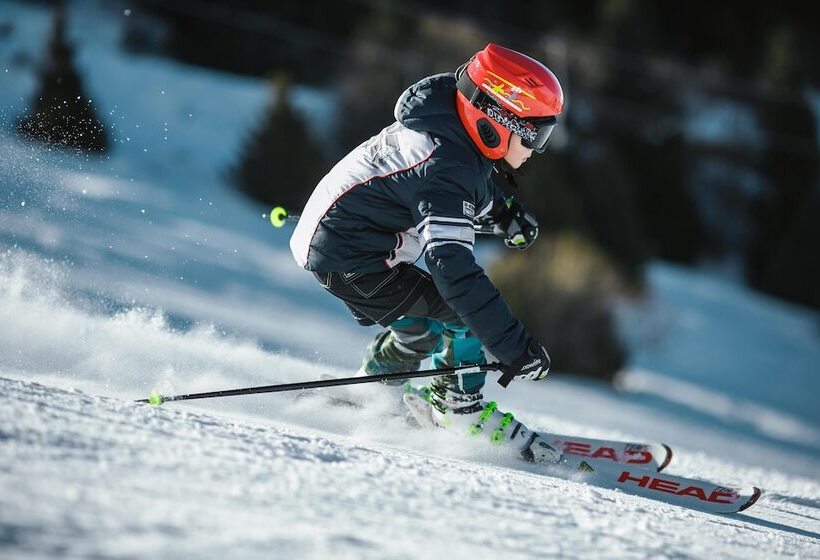 استراحتگاه Tsaghkadzor Marriott