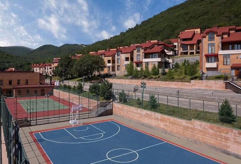 Resort Tsaghkadzor Marriott