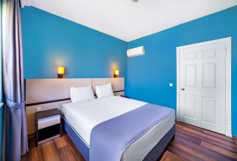 Royalisa City Apart