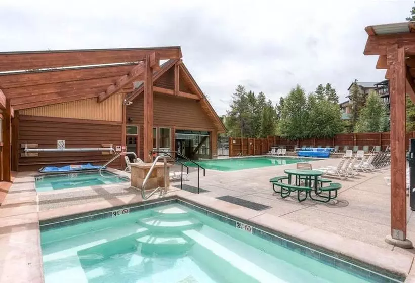 The Cedars Condominiums