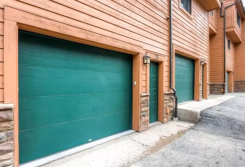 The Cedars Condominiums