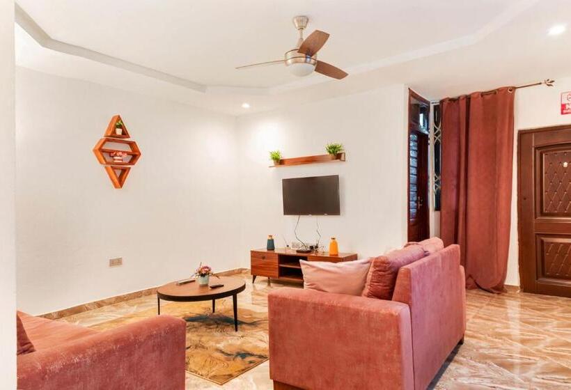 호텔 Aiden Homes And Apartments