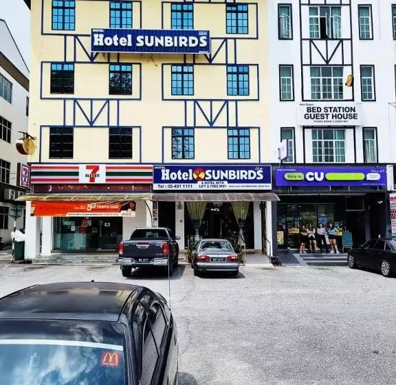 هتل Sun Birds