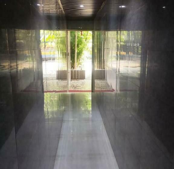 ホテル Vaishali Residency