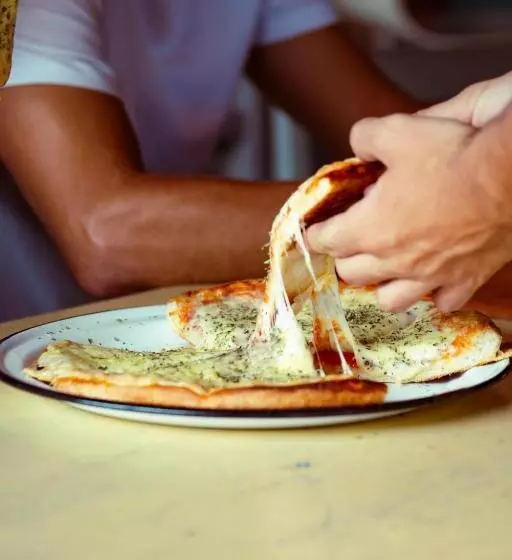 La Quinta Hostel & Suites