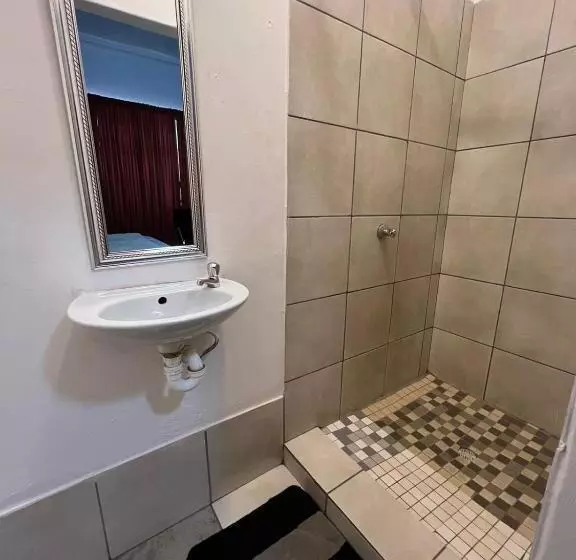 M5 Park Bed And Breakfast