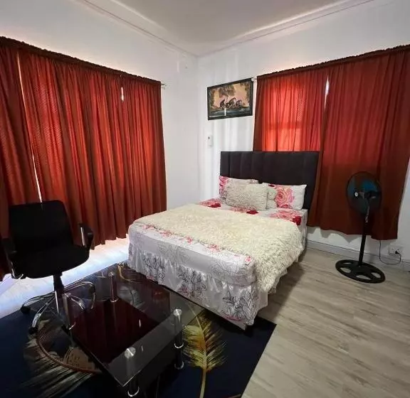 M5 Park Bed And Breakfast
