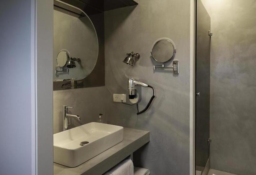 پانسیون Villa Enara