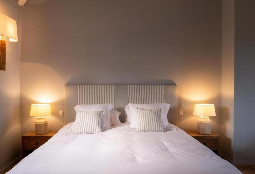 پانسیون Villa Enara