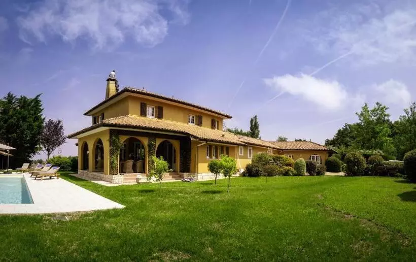 Majatalo Villa Enara