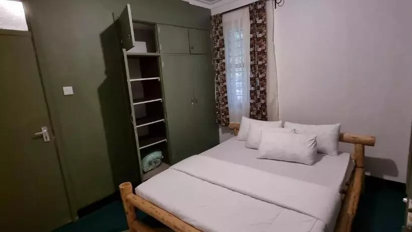 هاستل Kizumba House