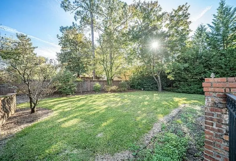 Aamiaismajoitus (B&B) The Inn On North Jefferson