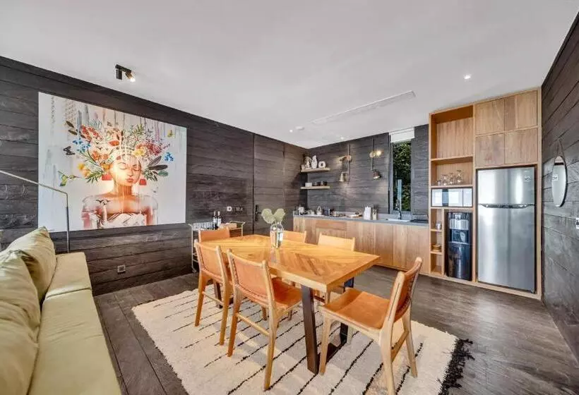 Hotelli Munduk Cabins