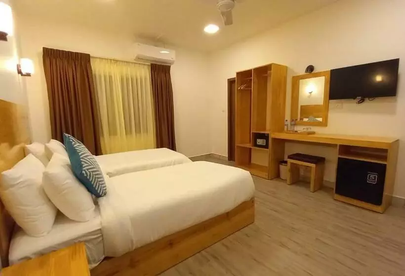 هتل Sky View By Relax Tours